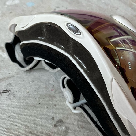 Vintage | Oakley | Polarized | Ski | Googles - Picture 3 of 8